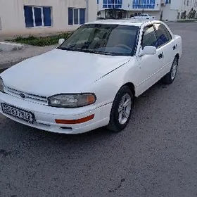 Toyota Camry 1991