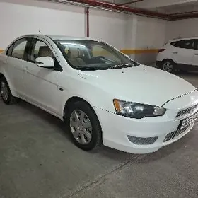 Mitsubishi Lancer 2014