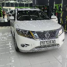 Nissan Pathfinder 2013