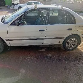 Toyota Tercel 1998
