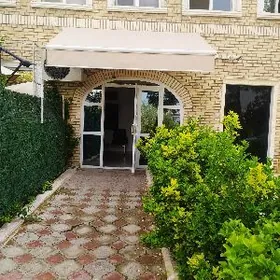  Мир‑3, центр города.  офис