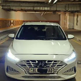 Hyundai Elantra GT 2017