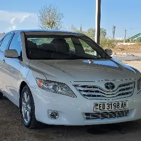 Toyota Camry 2010