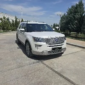 Ford Explorer 2018