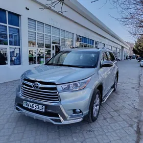 Toyota Highlander 2015