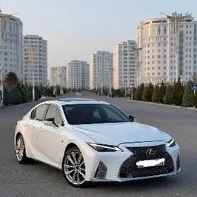 Lexus IS 350 2024