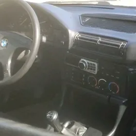 BMW 525 1992