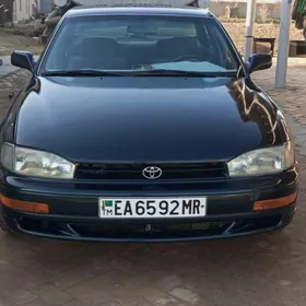 Toyota Camry 1992