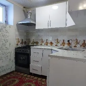 Продаётся квартира .1-й мик