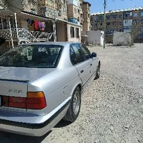 BMW 525 1992