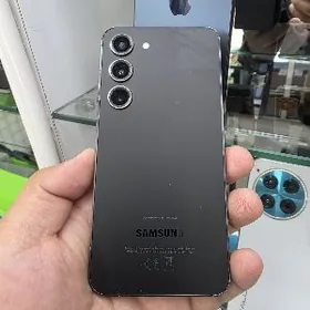 Samsung S23