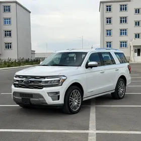 Ford Expedition 2023