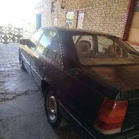 Opel Omega 1989