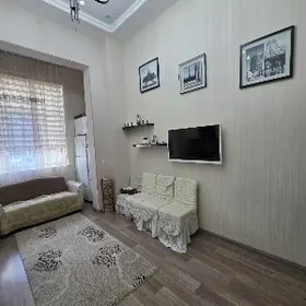 элитка Подвойская 3 ком