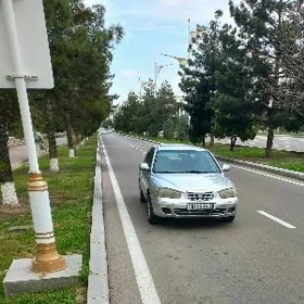 Hyundai Elantra 2002