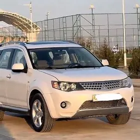 Mitsubishi Outlander 2008