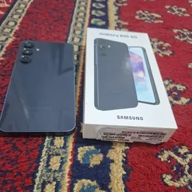 SAMSUNG A55