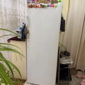 BEKO холодильник.