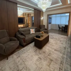 3 КОМН МИР 1 ЛЮКС