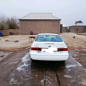 Toyota Camry 2000
