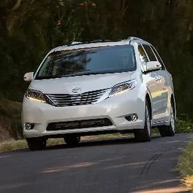 Toyota Sienna 2016