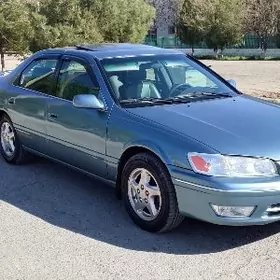Toyota Camry 2001
