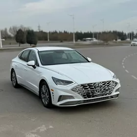 Hyundai Sonata 2021