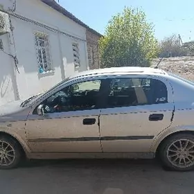 Opel Astra 1999