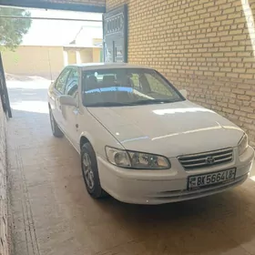 Toyota Camry 1997