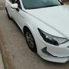 Hyundai Sonata Hybrid 2020