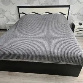 ПРОДАЁТСЯ СПАЛЬНЫЙ ГАРНИТУР