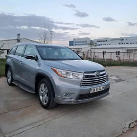 Toyota Highlander 2015