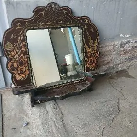 ПРОДАЁТСЯ ЗЕРКАЛО РУЧКАЯ РАБОТ