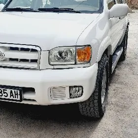 Nissan Pathfinder 2004