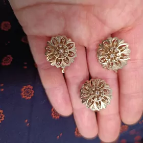 Komplekt gyzyl gulakhalka yuzu