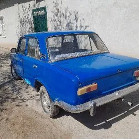 Lada 2104 1986