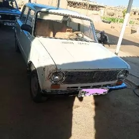 Lada 2104 1985
