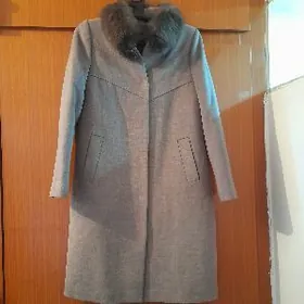 ELINA ROSSI palto 38 razmer