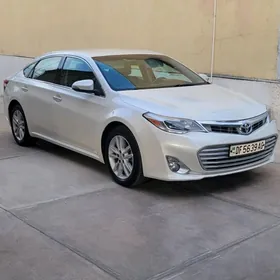 Toyota Avalon 2013