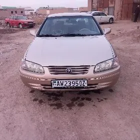 Toyota Camry 1999
