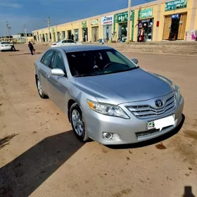 Toyota Camry 2010