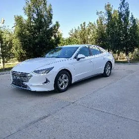 Hyundai Sonata 2021