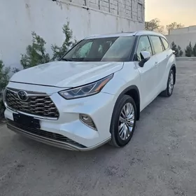 Toyota Highlander 2024