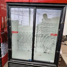 Холодильник витрина