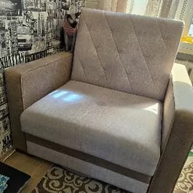 продаю кресло кровать.