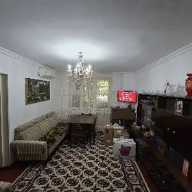 9-Mkr 1 Etaj 4 Komnat 