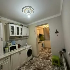 10 mik 4/4 2 komnat satlyk jay