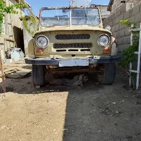 UAZ 469 1988