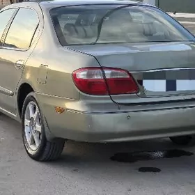 Nissan Maxima 2000