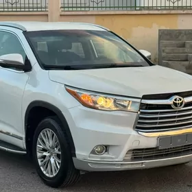 Toyota Highlander 2016